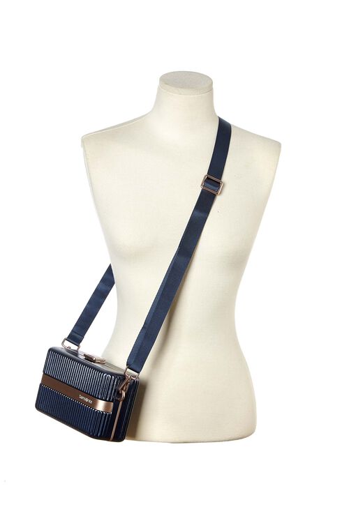 MINTER 민터 크로스바디 클러치 백