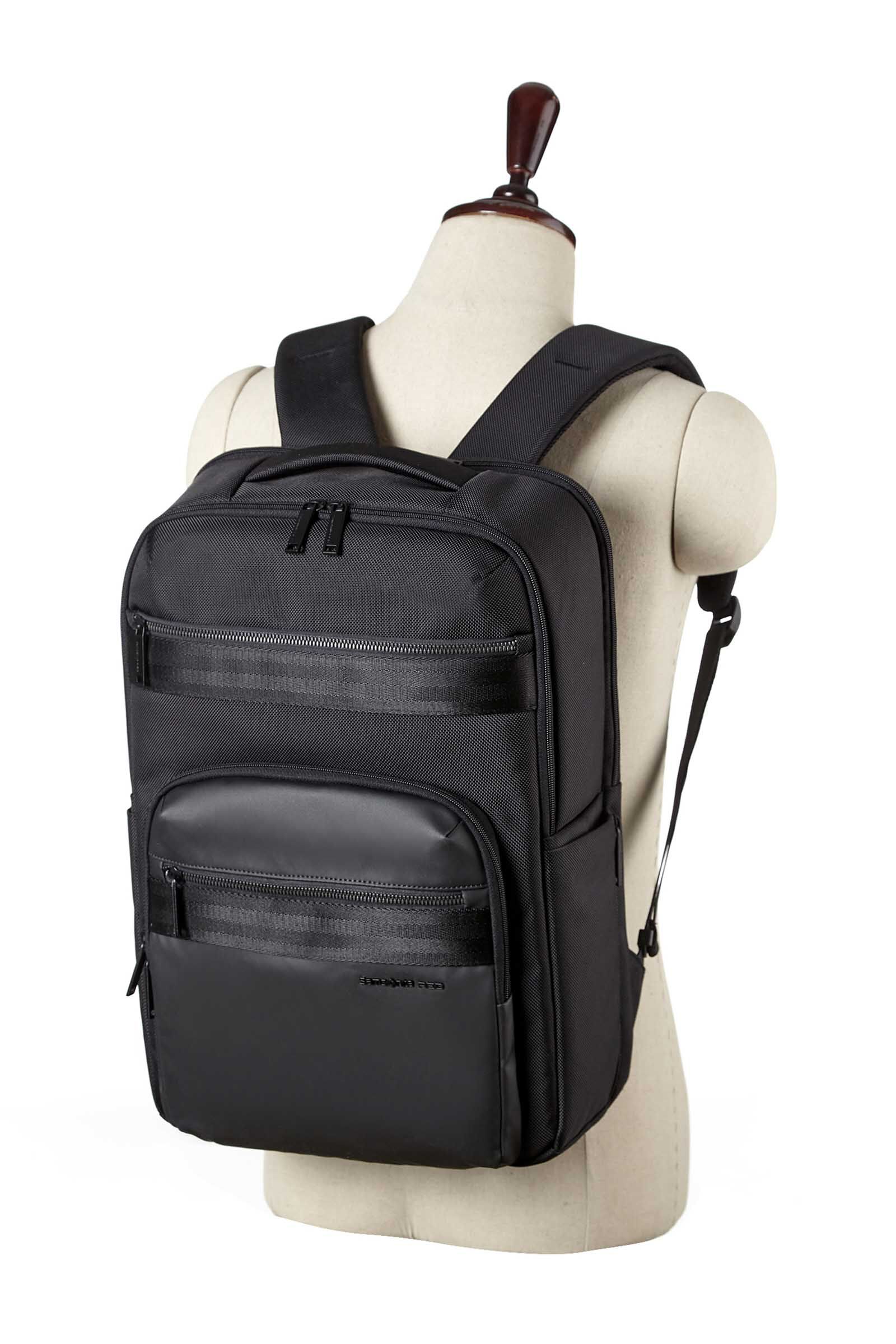 Samsonite red grabel top