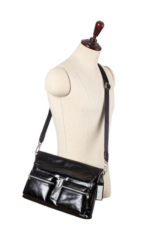 LARABEE 라라비 메신저백