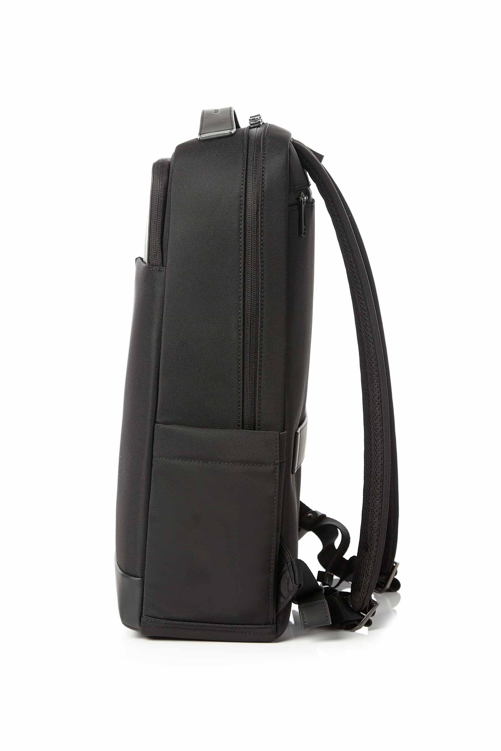 Samsonite red tillou top
