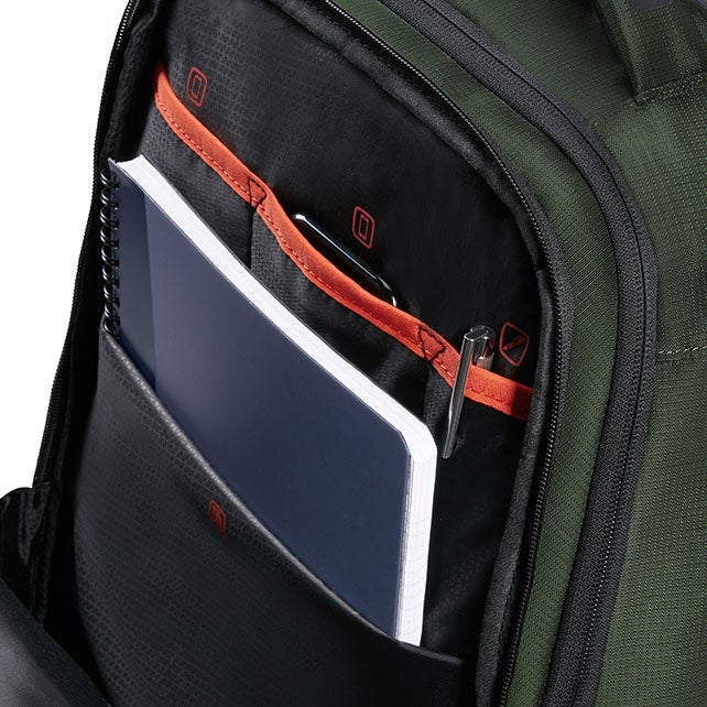 BIZ2GO 비즈투고 백팩 15.6" 데이트립