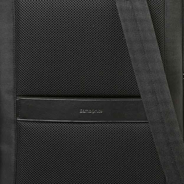 HINCK 힌크 플랩 백팩