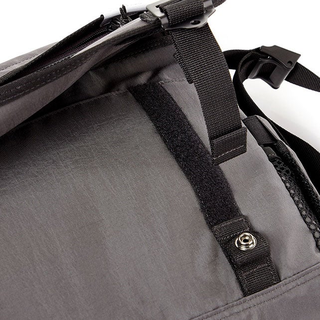 COSSBY 코즈비 메신저백