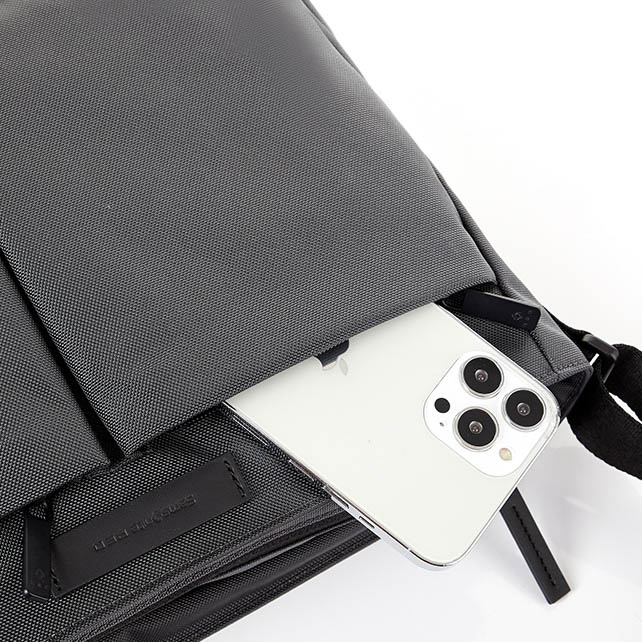 ROGART 로가트 메신저백