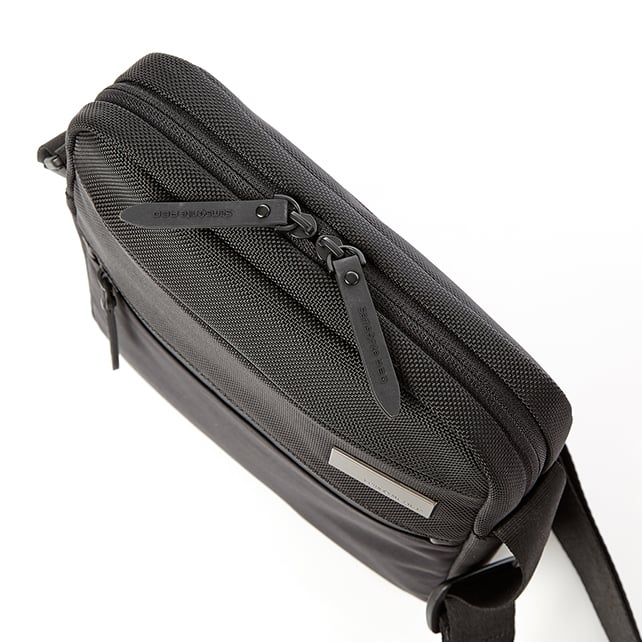 BLUNTES 블런츠 크로스백