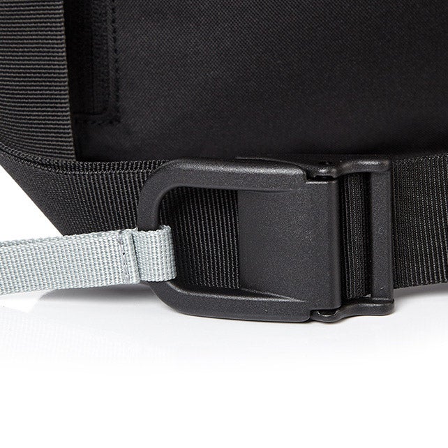 CLYNEE 클라인 메신저백