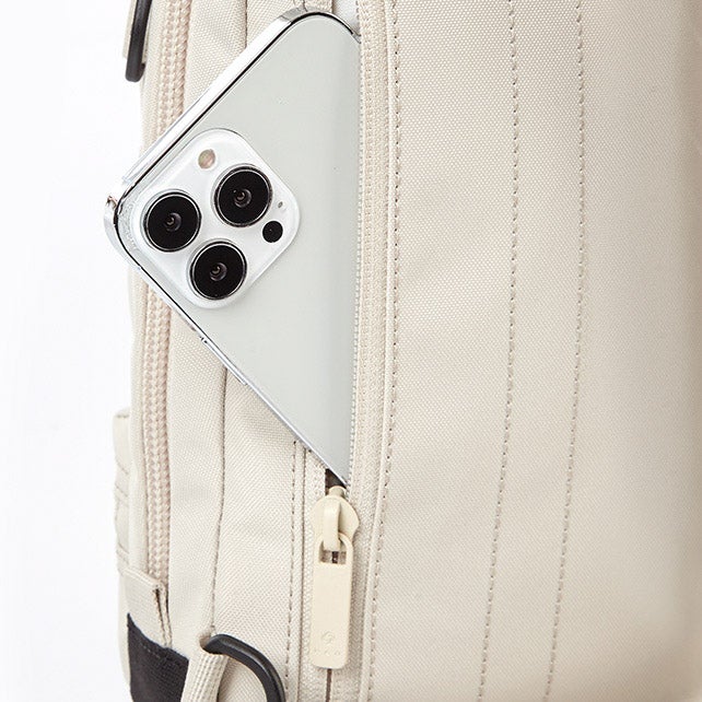 CLYNEE 클라인 슬링백