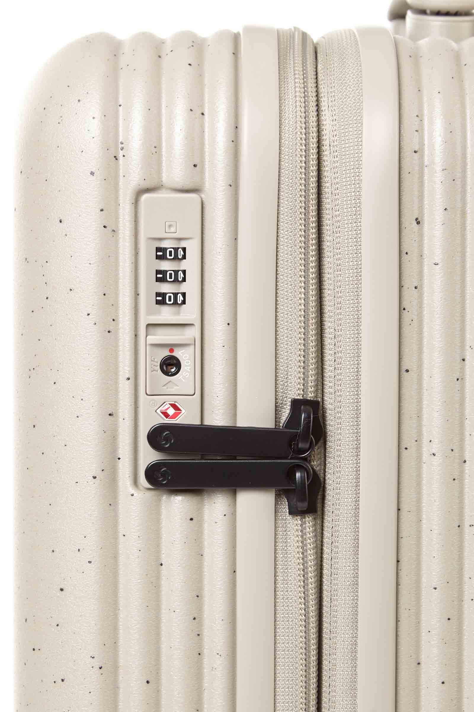 TOIIS XP 토이즈 엑스피 TOIIS XP 캐리어 55/20 EXP