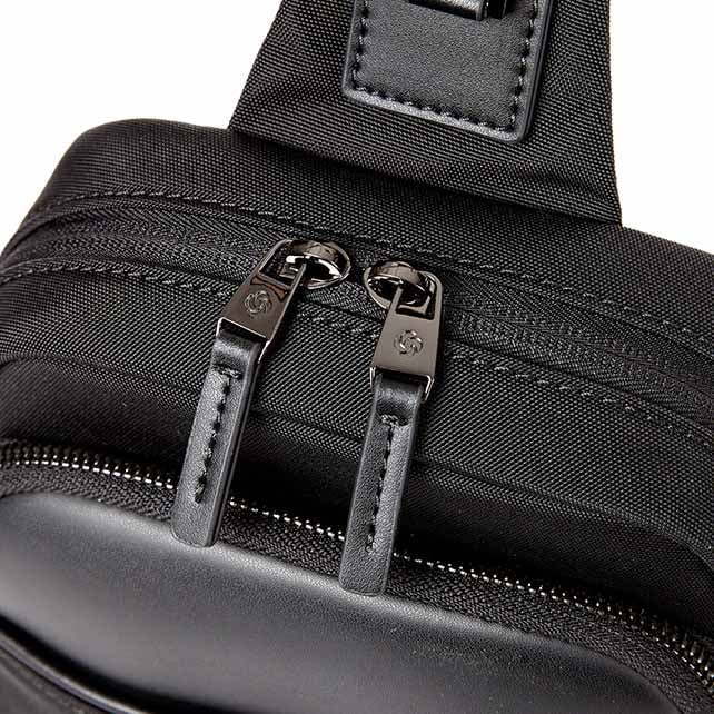 WADE  웨이드 슬링백