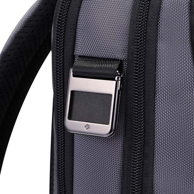 URBAN-EYE DLX 어반아이 디럭스 백팩 15.6" 2 POCKETS