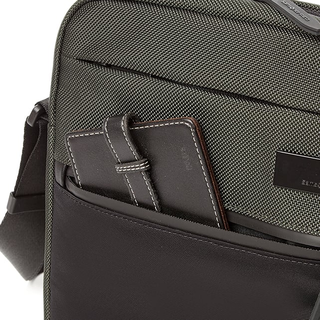 BLUNTES 블런츠 크로스백