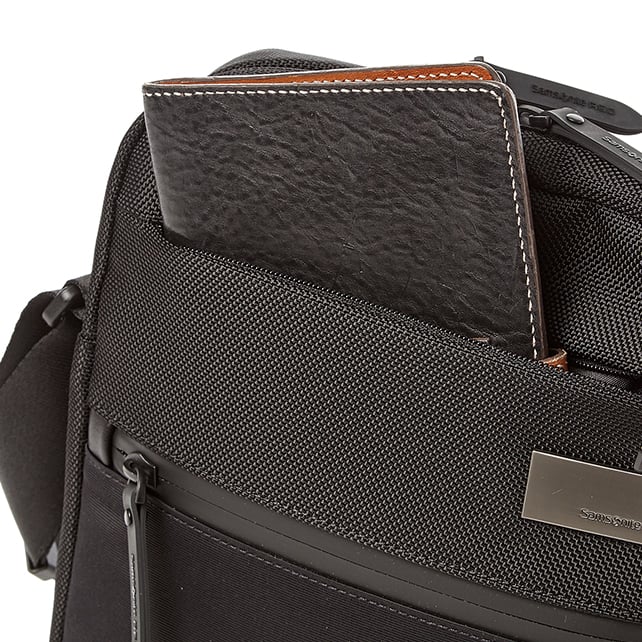 BLUNTES 블런츠 크로스백