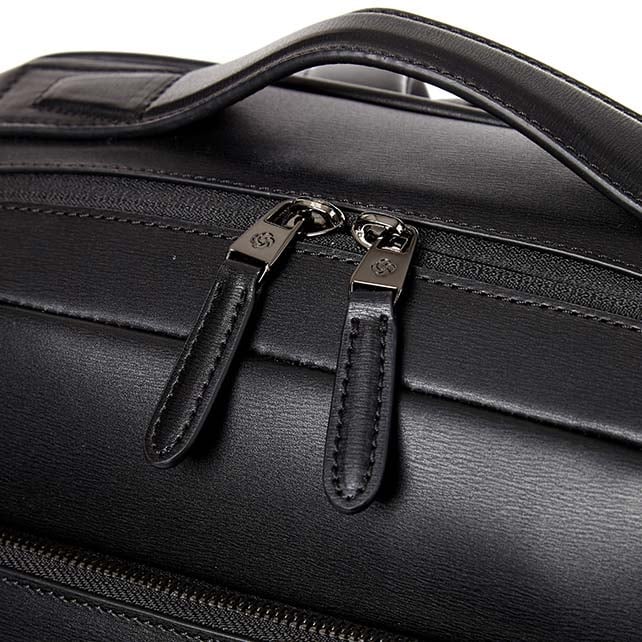 RAYVN  레이븐 백팩