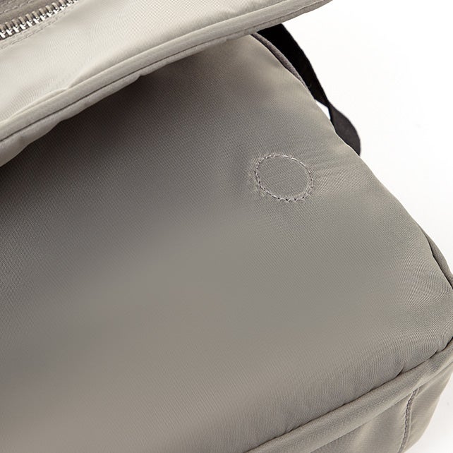 RHIANN 리안 메신저백