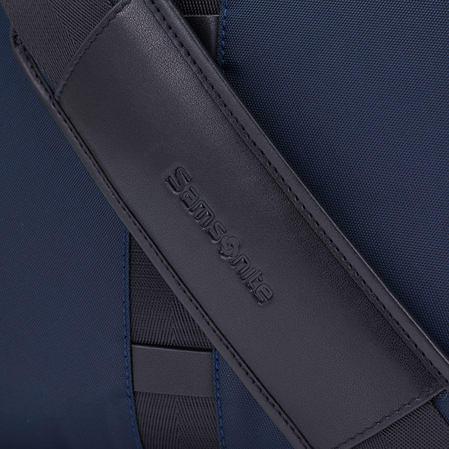 URBAN-EYE DLX 어반아이 디럭스 서류가방 15.6"