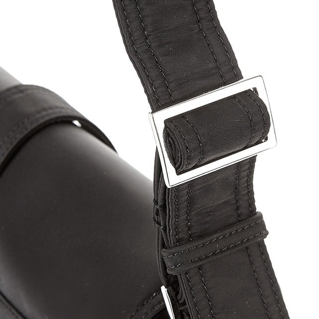 FERLEY 펄리 크로스백